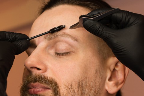 Eyebrow shaping